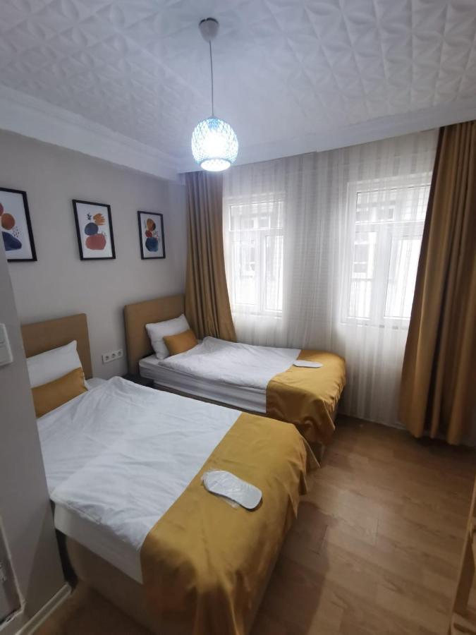 Konut Wooden House Hotel Isztambul Kültér fotó