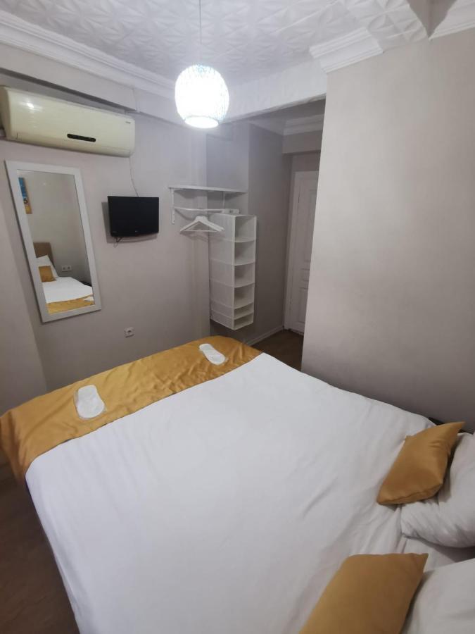 Konut Wooden House Hotel Isztambul Kültér fotó