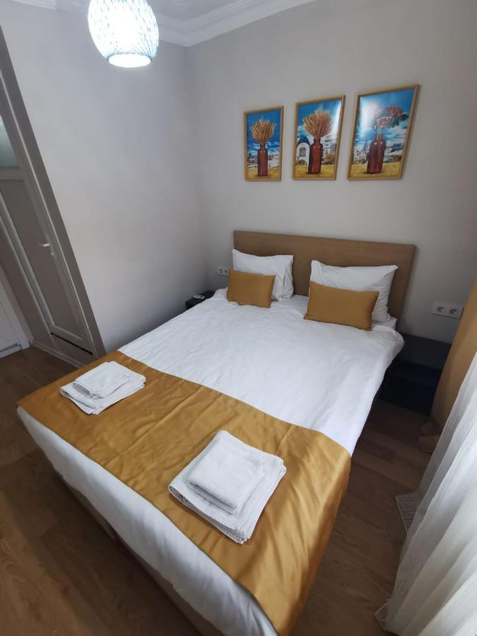 Konut Wooden House Hotel Isztambul Kültér fotó
